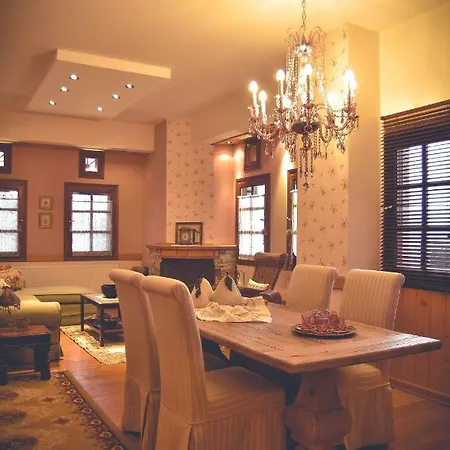 La Maison Des Fleurs. Ferienhaus
