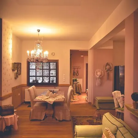 La Maison Des Fleurs. Ferienhaus *