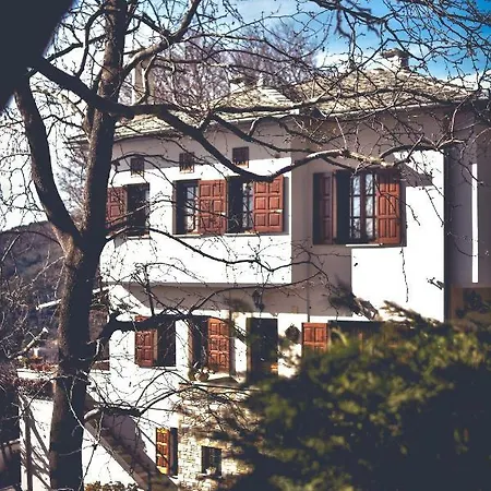 La Maison Des Fleurs. Ferienhaus Miléai