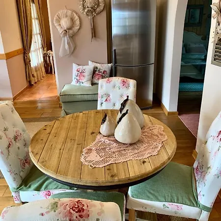 La Maison Des Fleurs. Ferienhaus *
